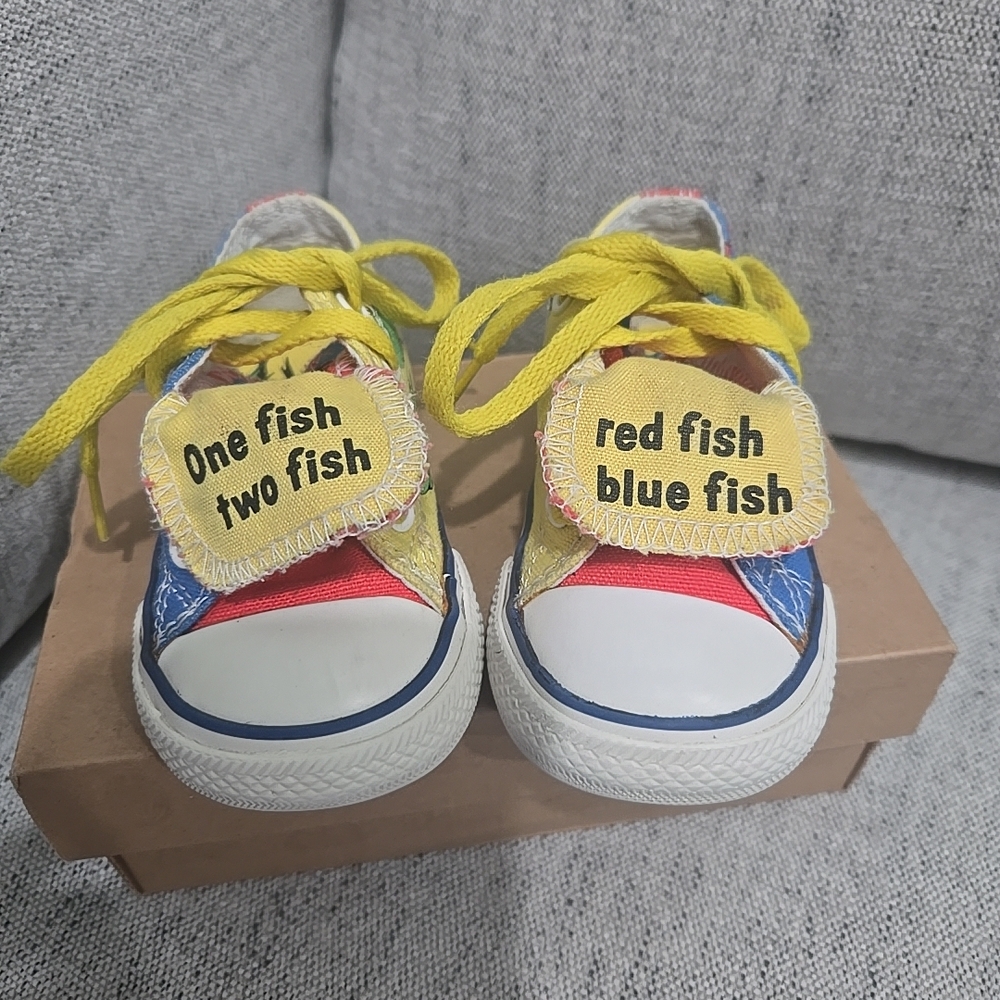 Converse Kids Sneakers with Yellow and Blue Fish Design